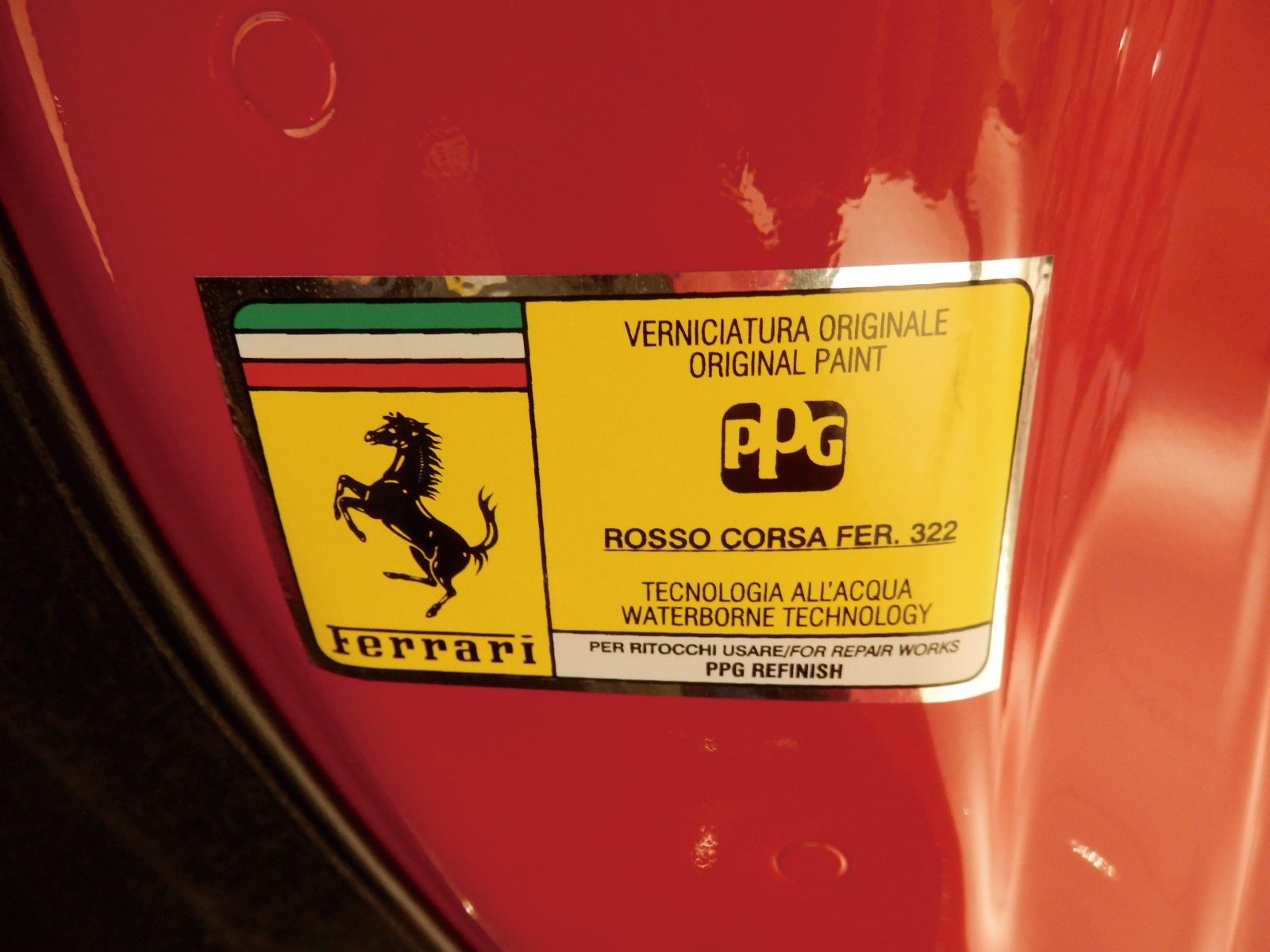 F12 ベルリネッタ ロッソコルサ カラーネームステッカー