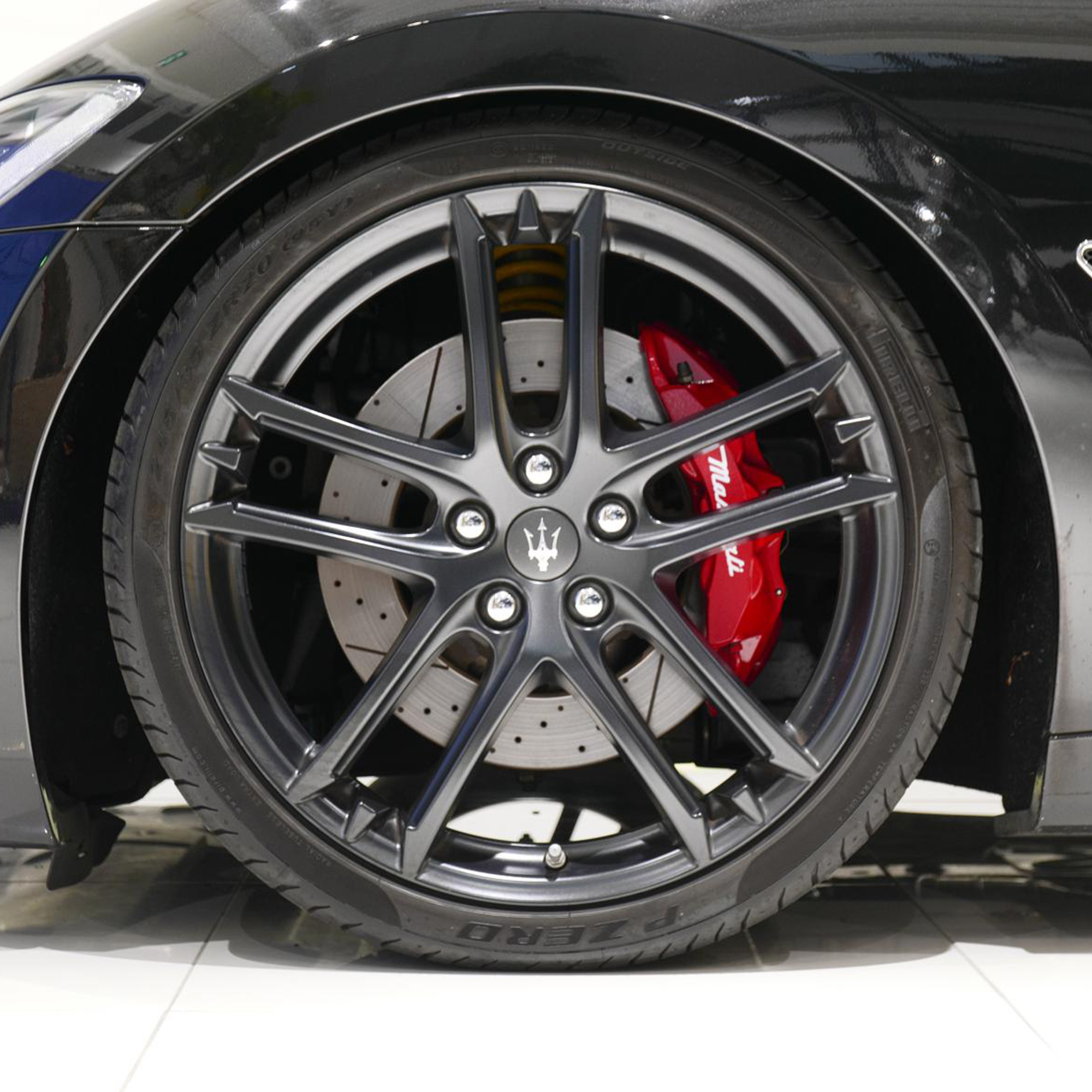 R TRE アルトーレについて 横浜市都筑区のイタリア車、イギリス車、ドイツ車、フランス車、アメリカ車、日本車のことなら【R TRE アルトーレ】