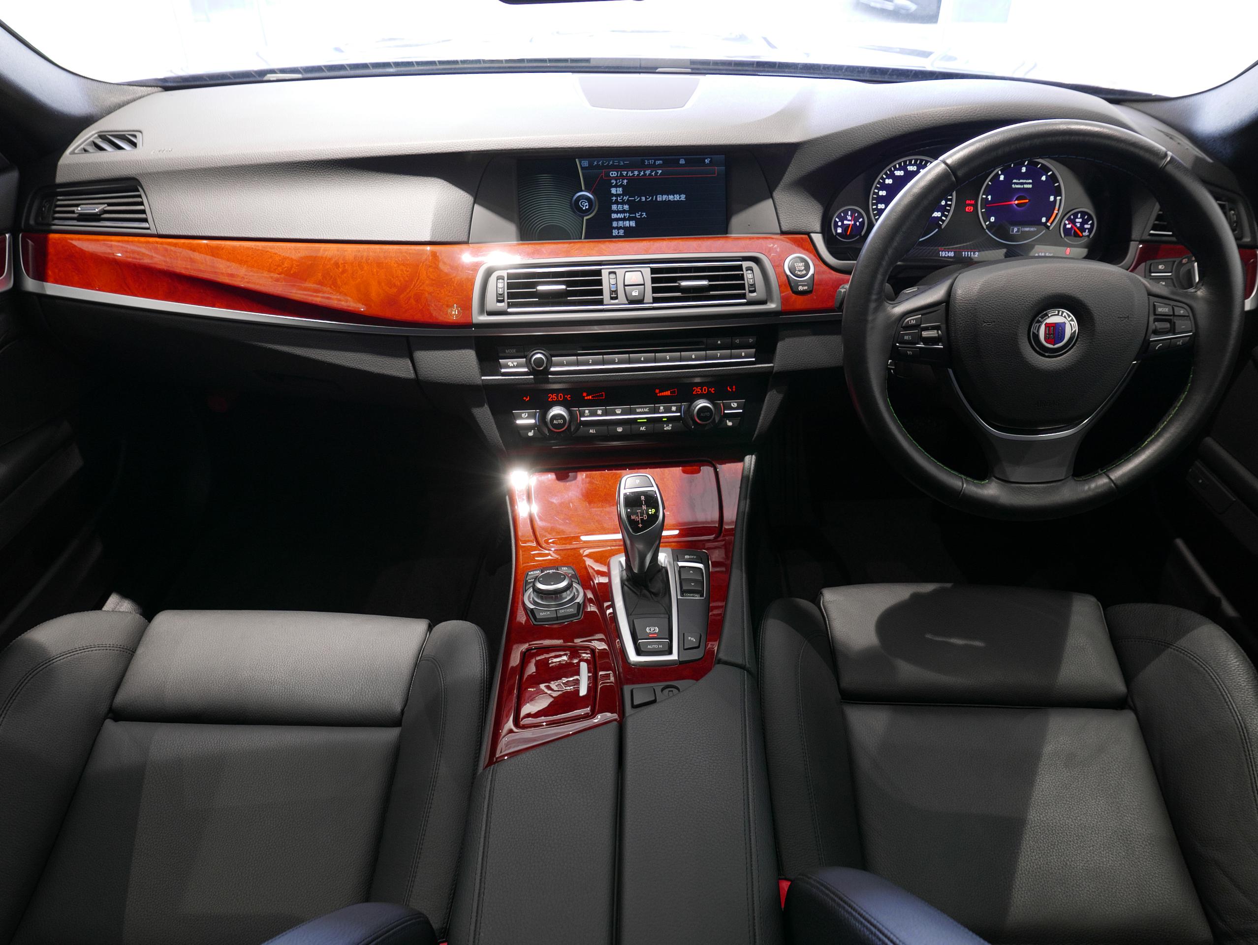 BMW アルピナ D5 ターボ リムジン 内装