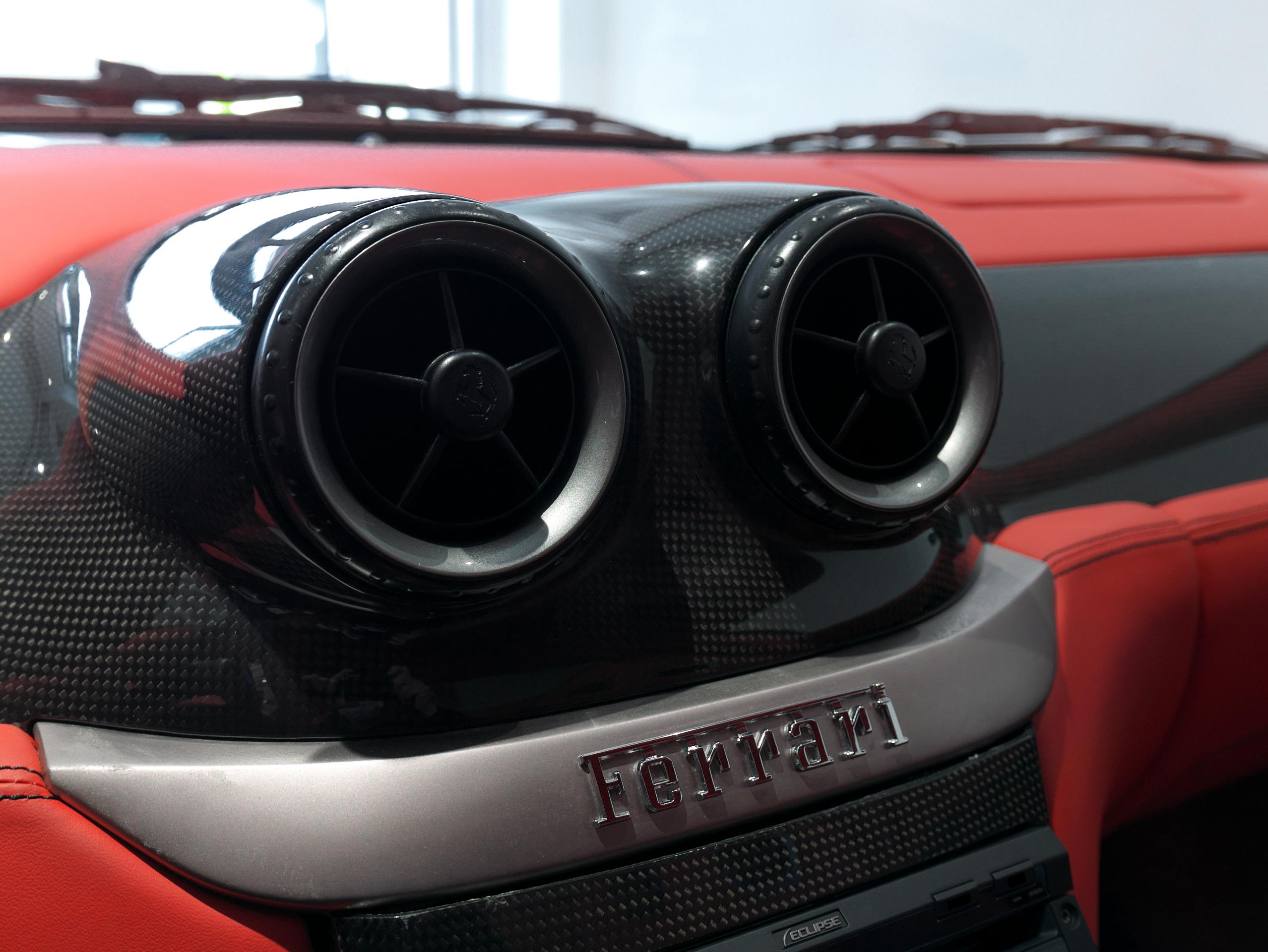 フェラーリ 599 F1 カーボン内装