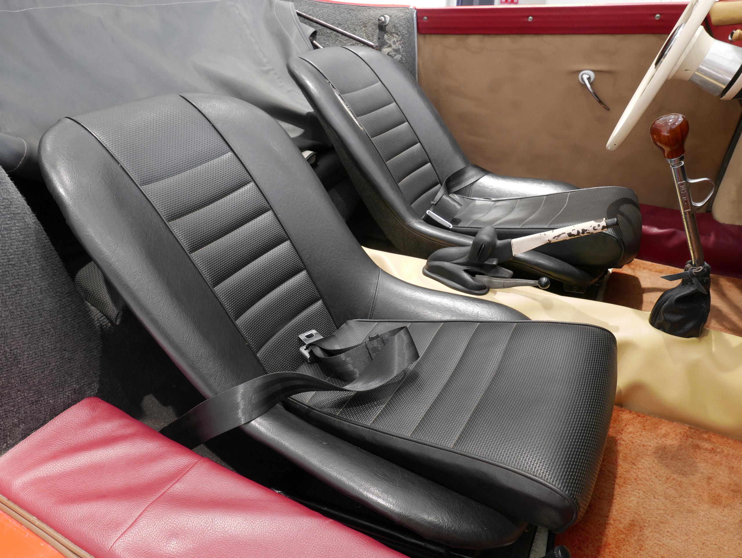 ポルシェ 356スピードスター レプリカ 助手席シート