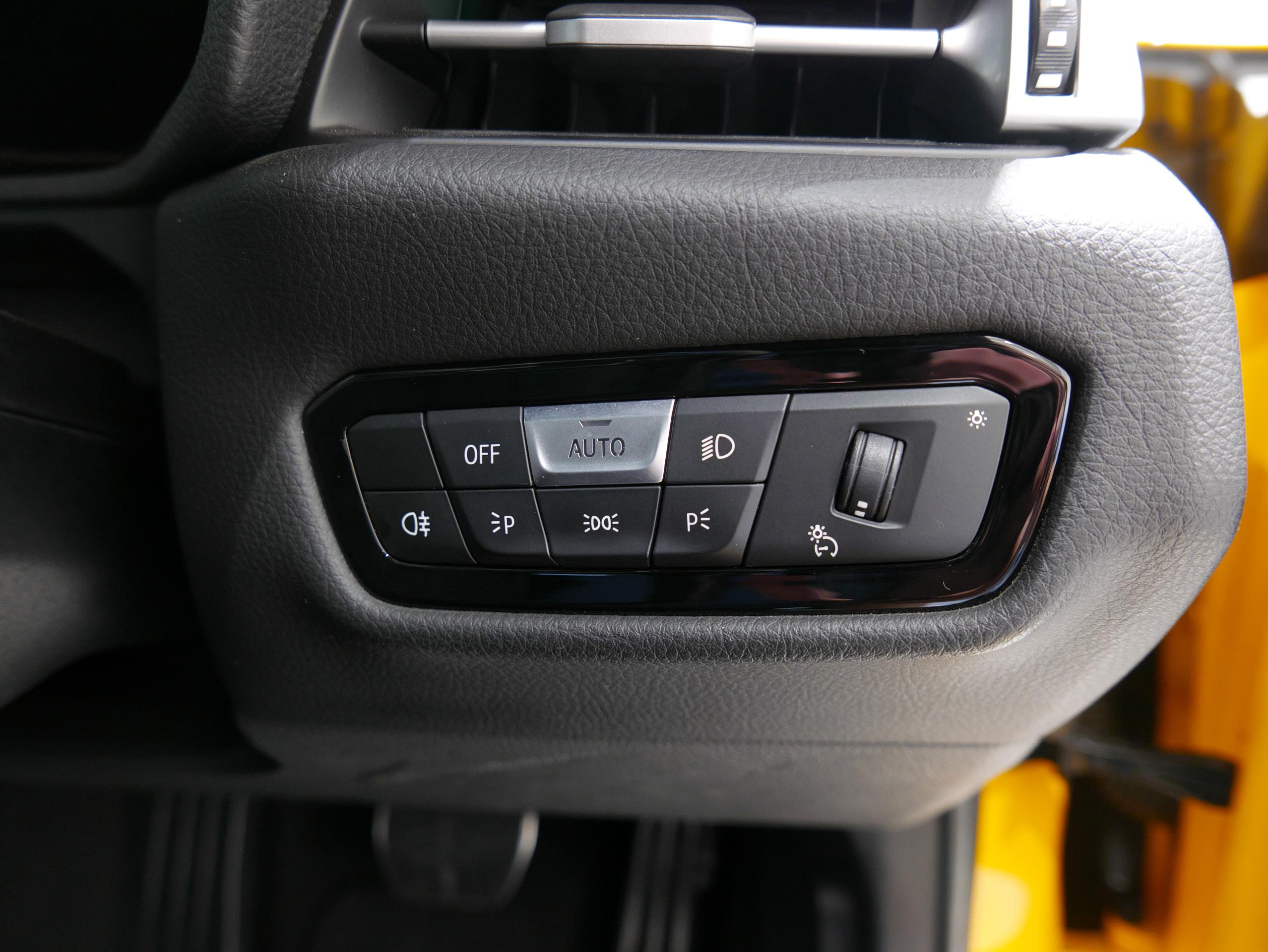 トヨタ スープラ RZ TOM'S コンプリート 運転席調光スイッチ
