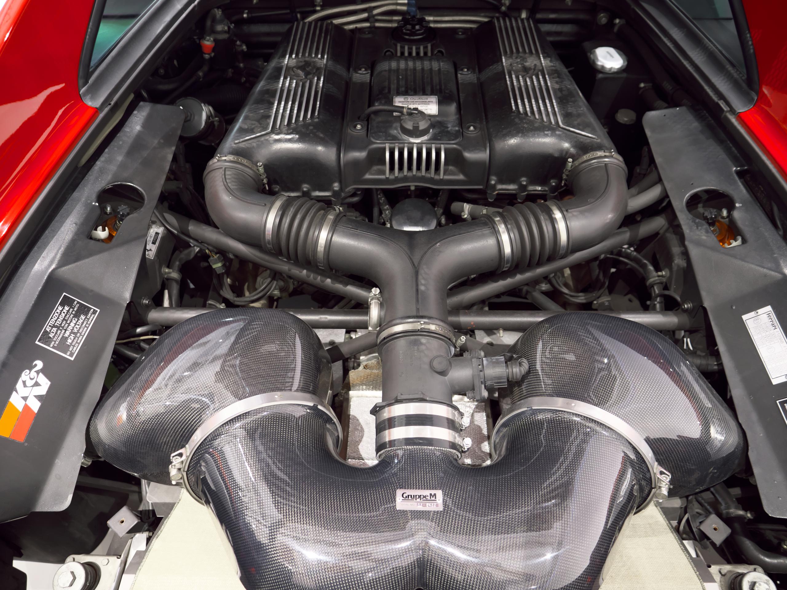 フェラーリ F355 ベルリネッタ XRシャーシ V8エンジン