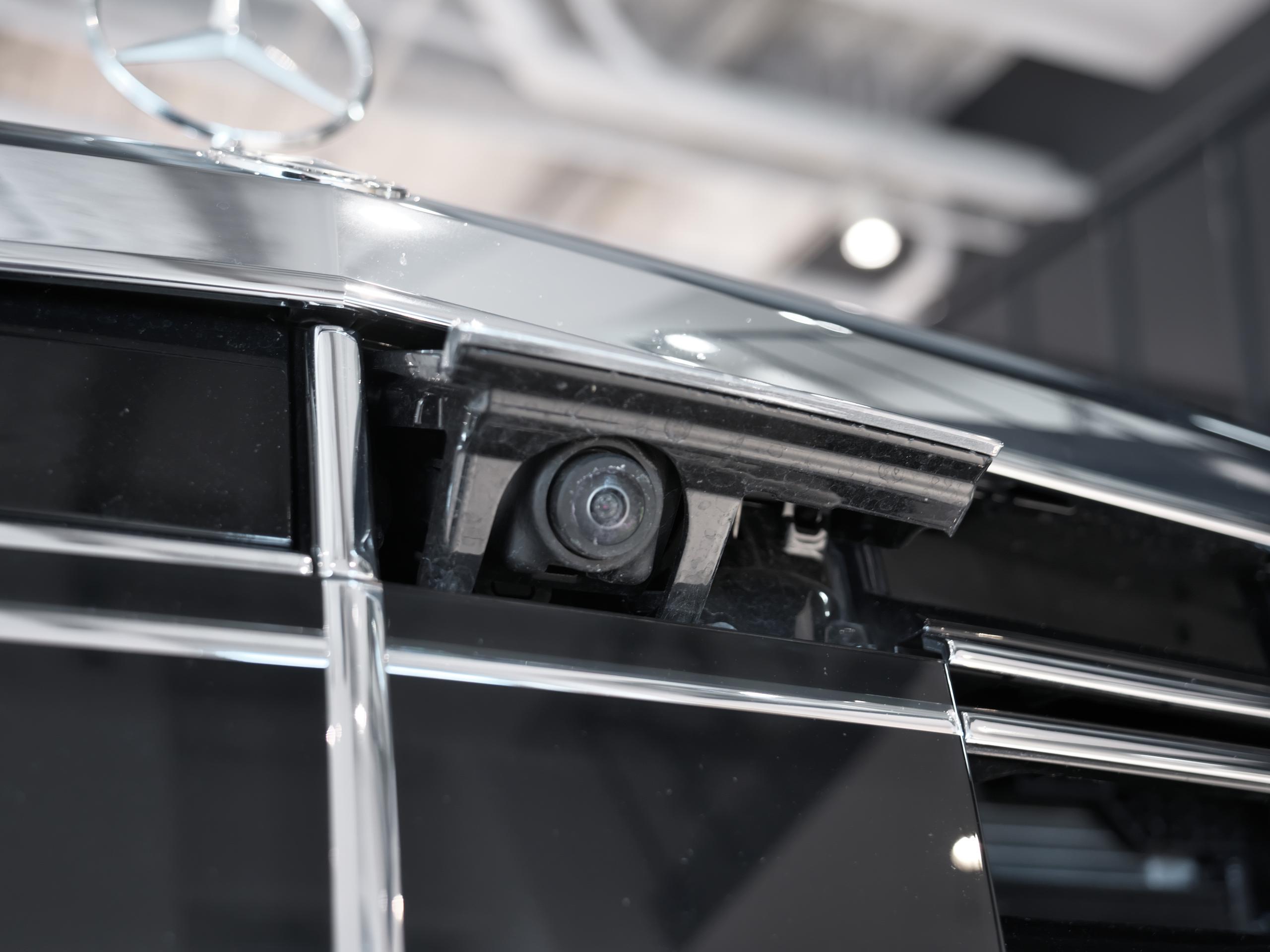 メルセデスAMG S63 ロング フロントカメラ