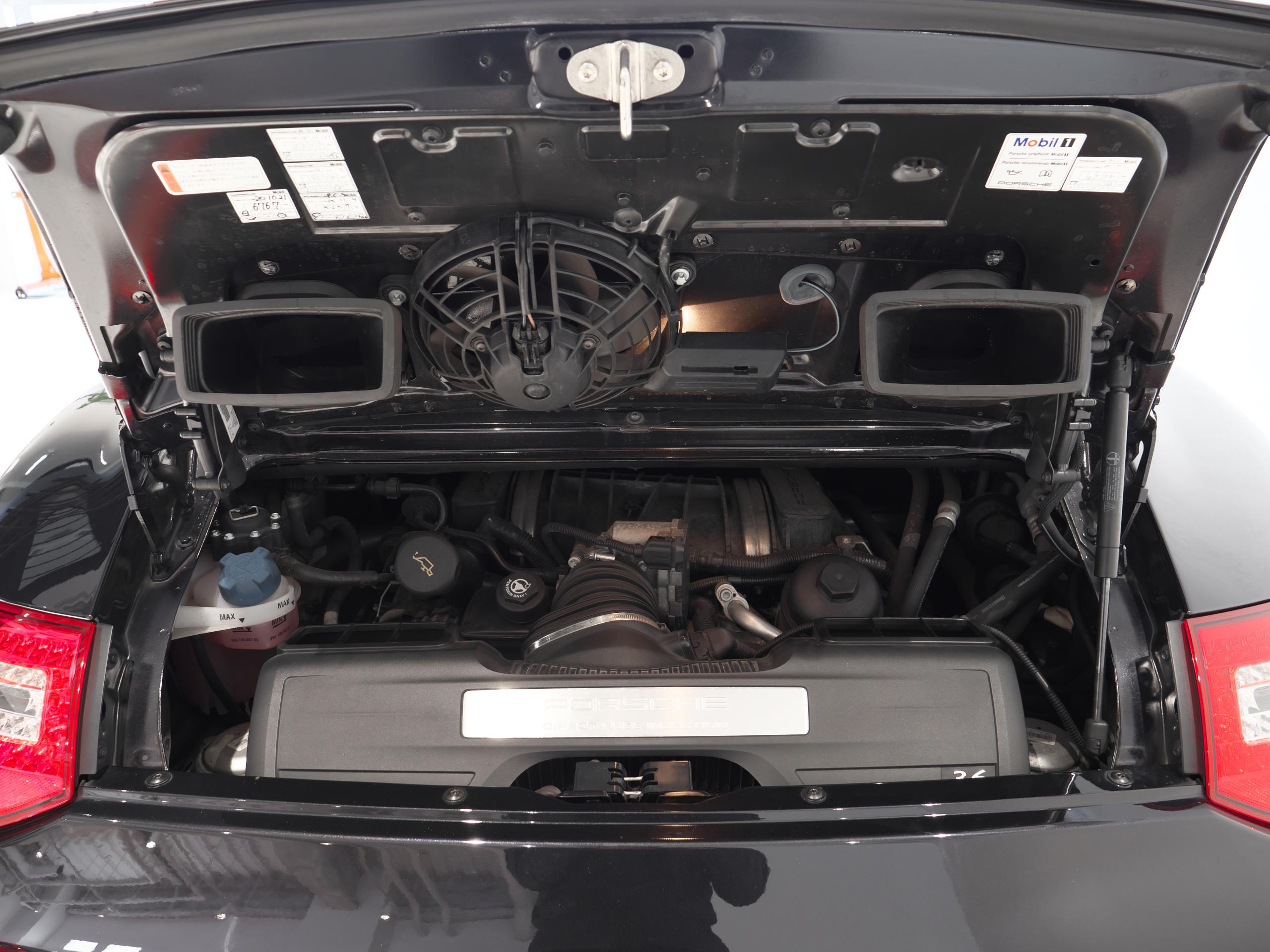 ポルシェ 911 997 カレラ ブラックエディション エンジン