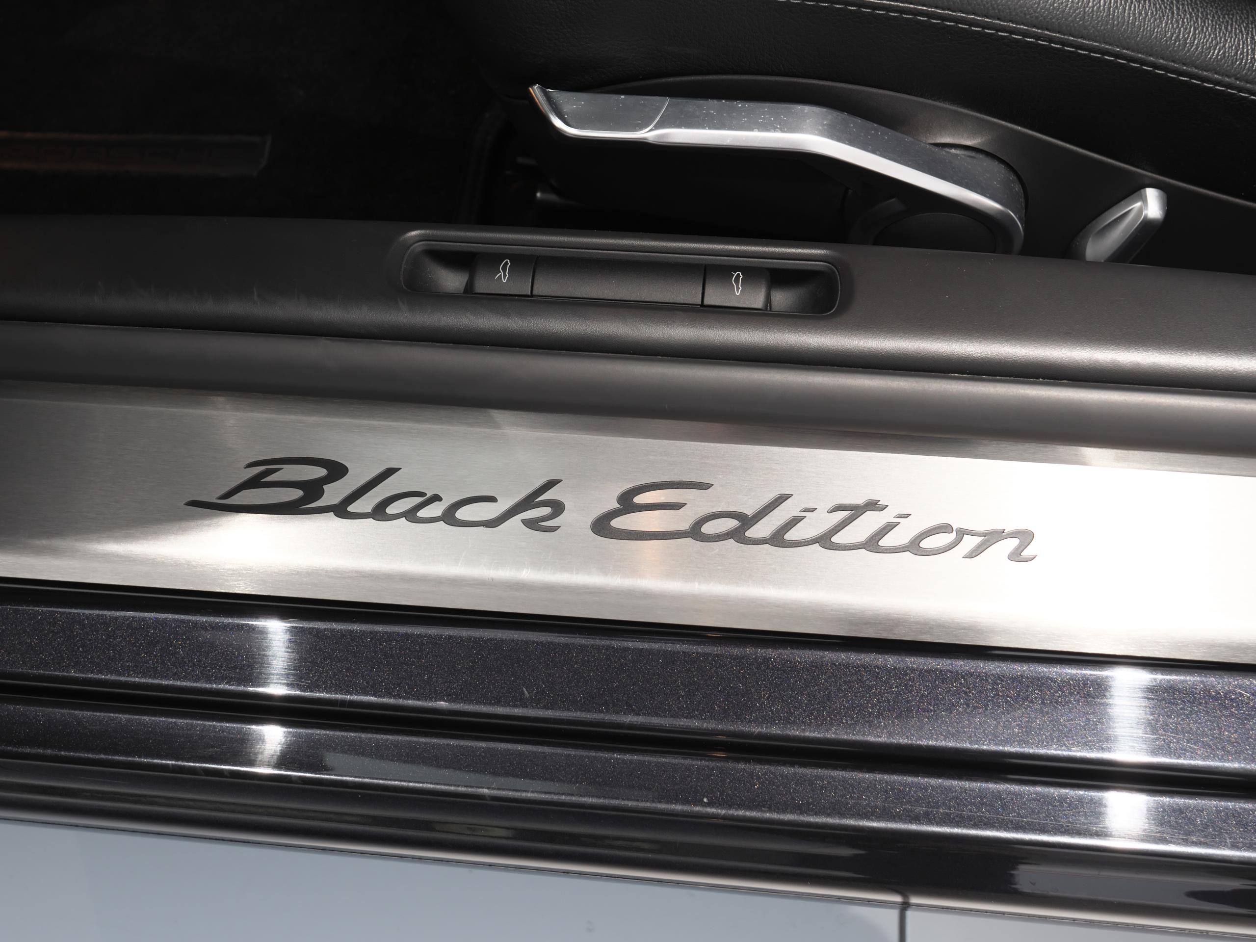 ポルシェ 911 997 カレラ ブラックエディション サイドシルプレート