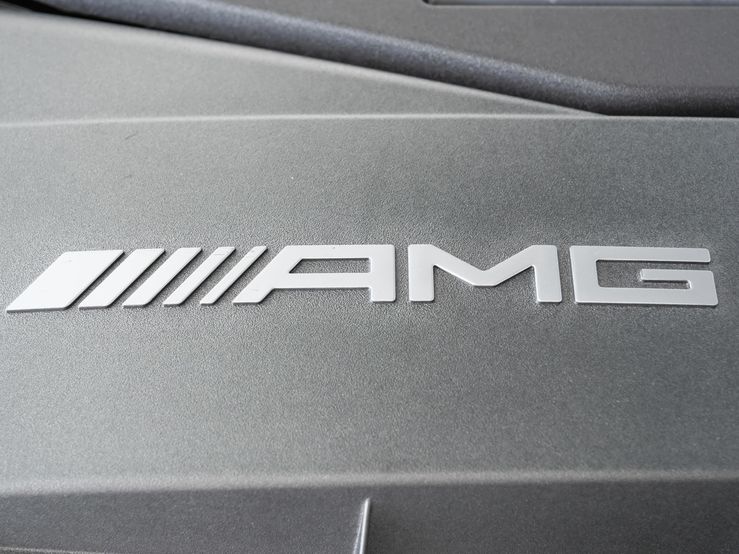 メルセデスベンツ Gクラス G63 AMG ロング デジーノミスティックホワイト エンジンカバー