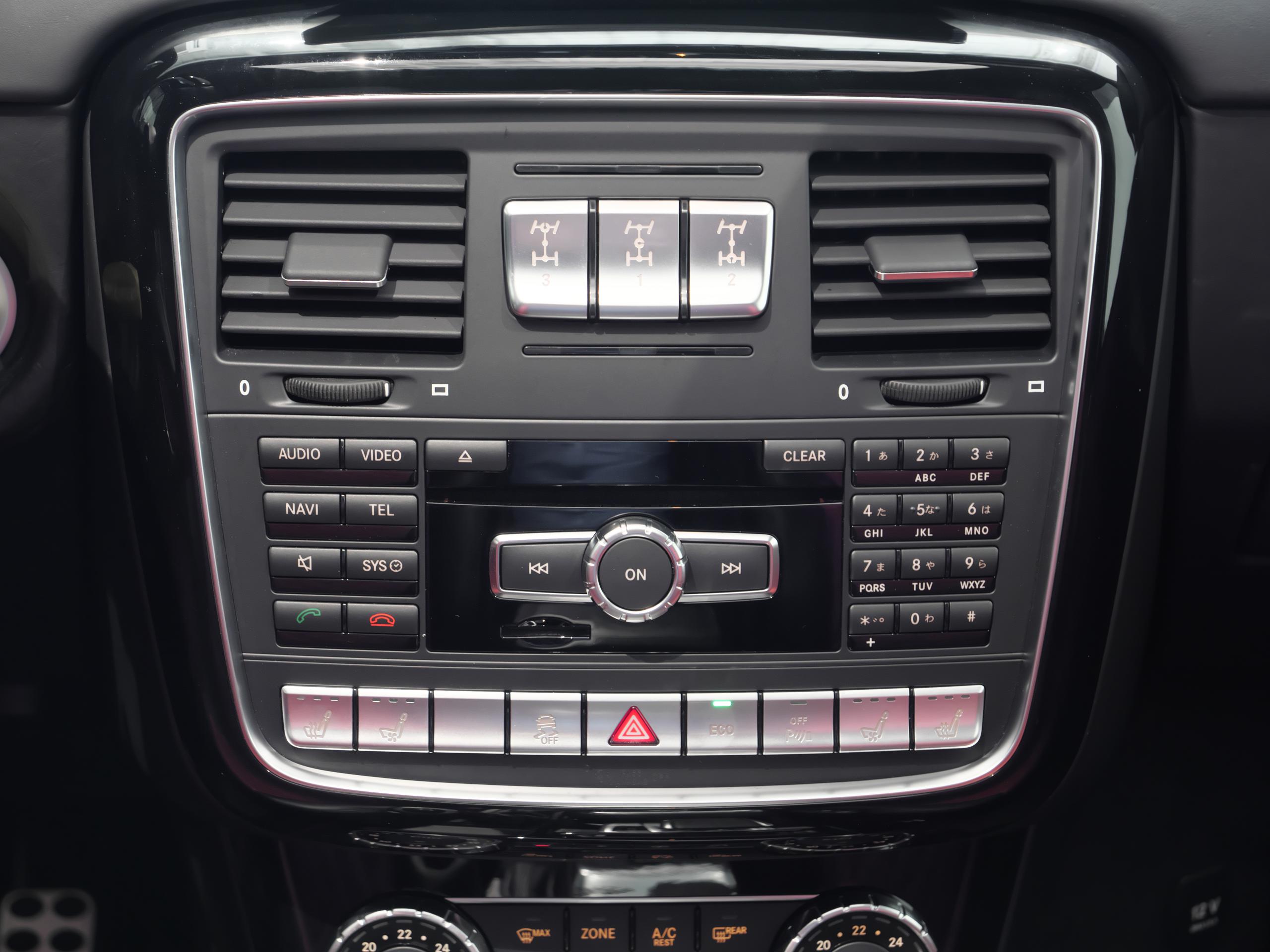 メルセデスベンツ Gクラス G63 AMG ロング デジーノミスティックホワイト ラジオ