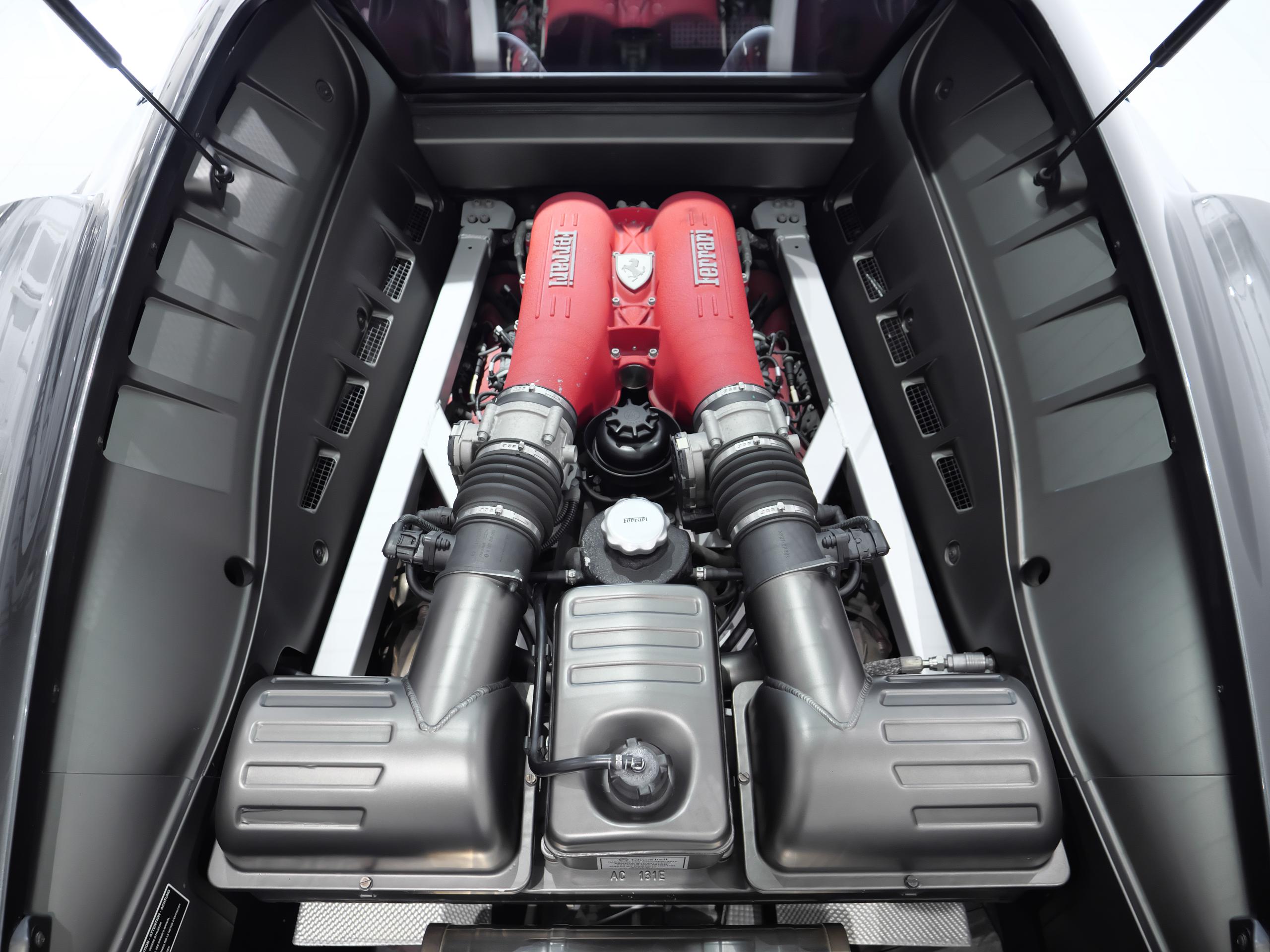 フェラーリ F430 F1 グリジオシルバーストーン V8エンジン