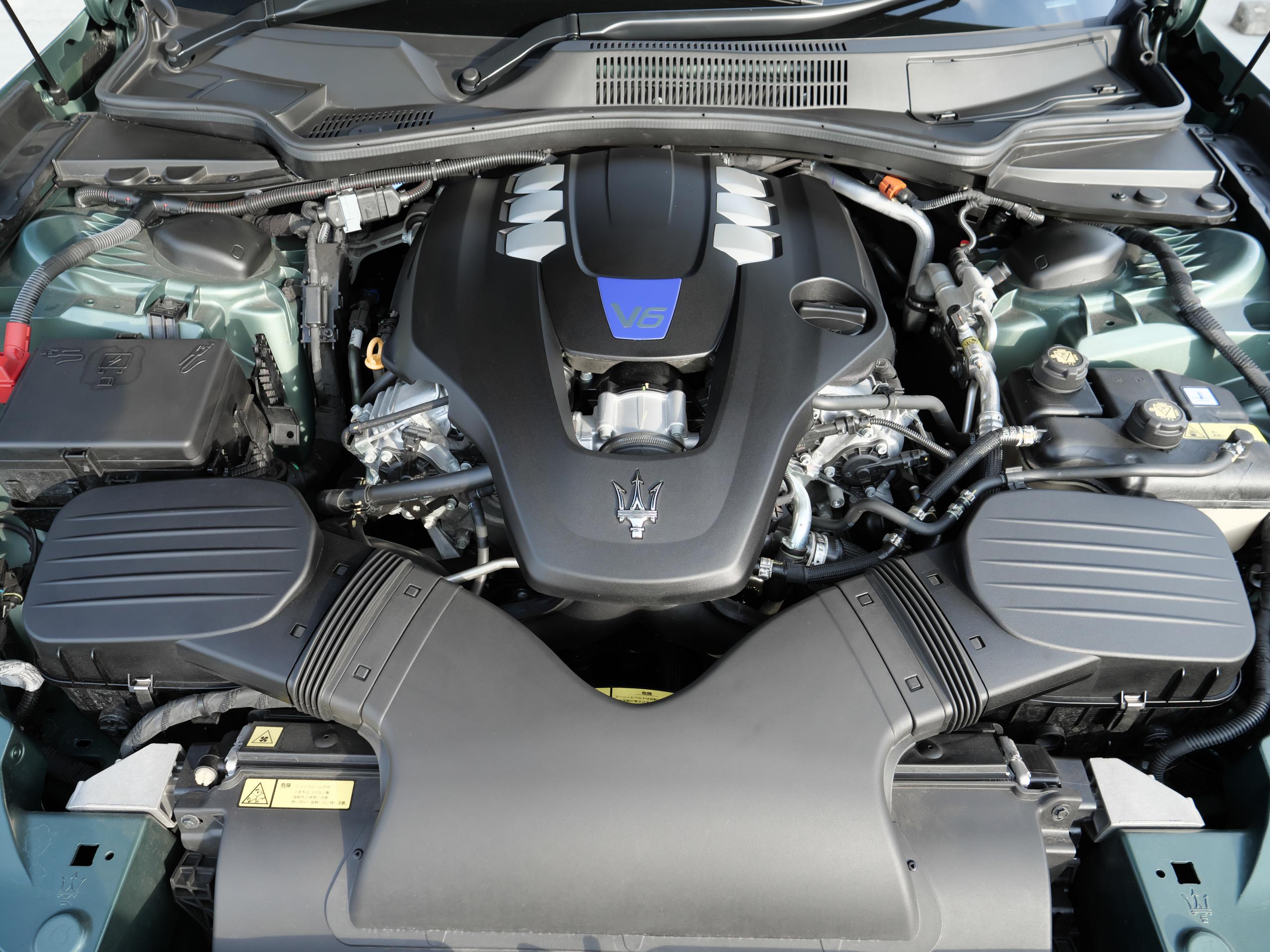 ギブリ S グランルッソ ロイヤルエディション V6エンジン