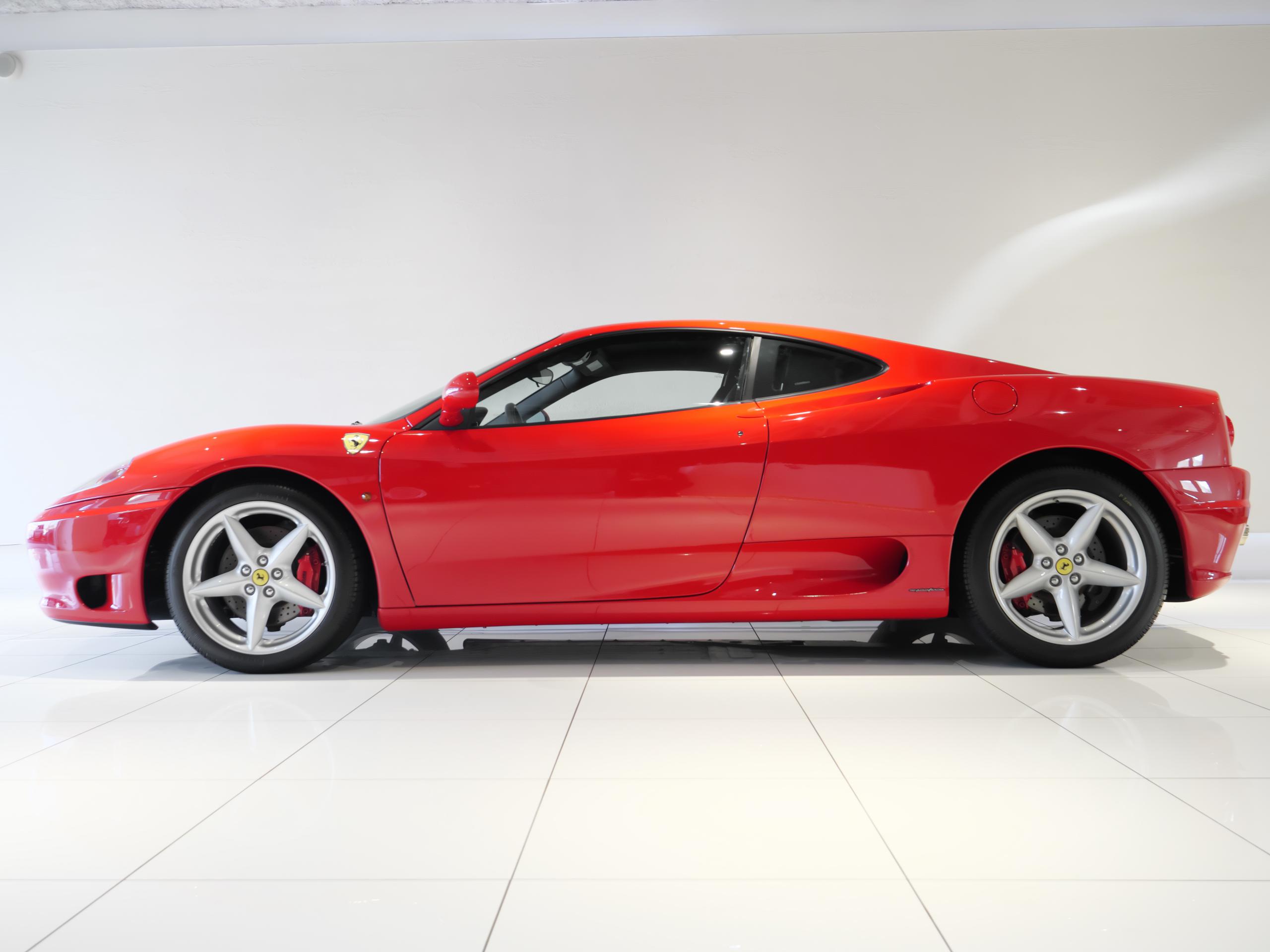 Ferrari 360 Modena Rosso Corsa left side view