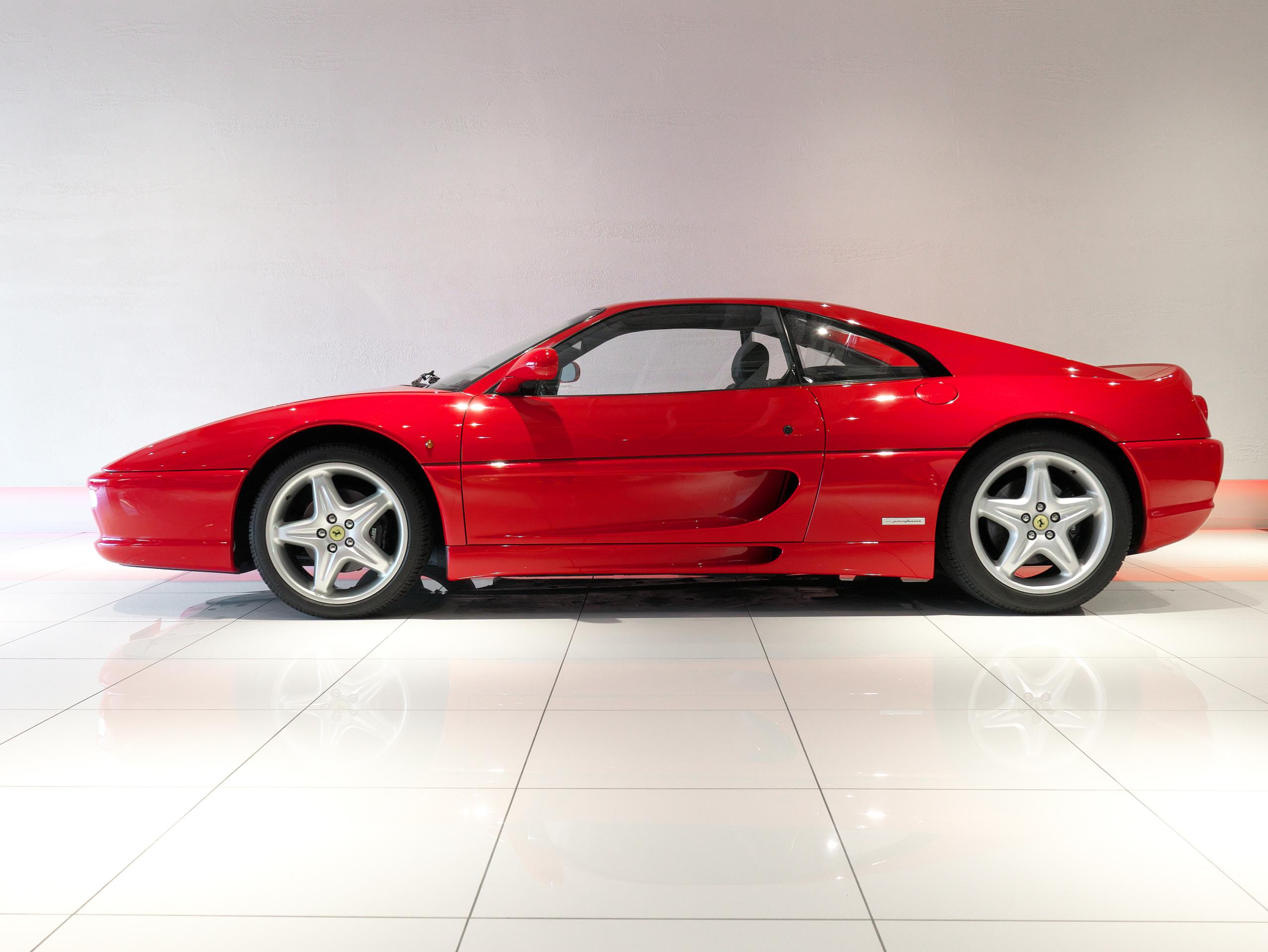 Ferrari F355 berlinetta left side view