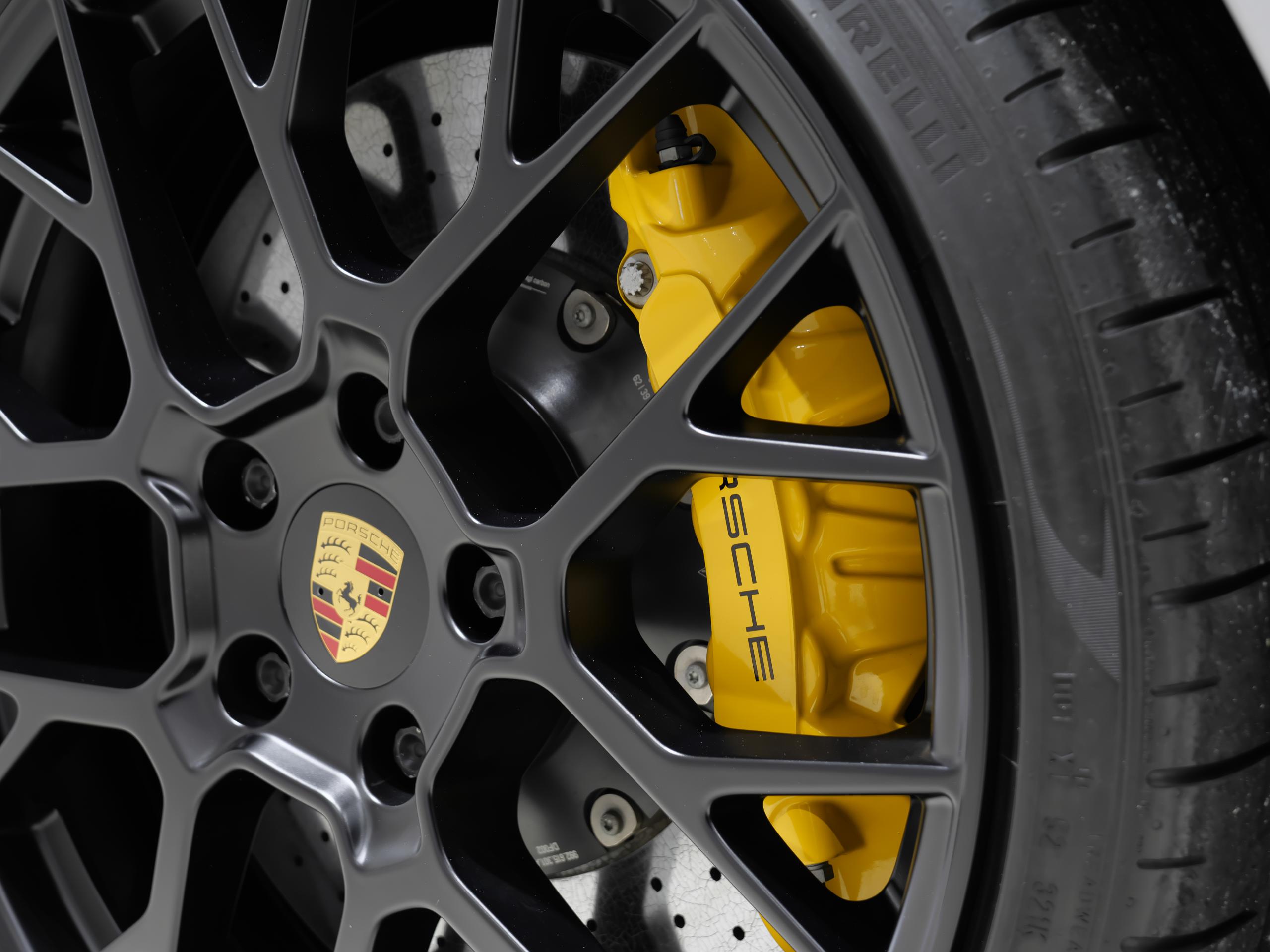 Porsche 911 type 992 Targa4 GTS